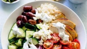 Easy Greek Chicken Bowls, A Quick & Healthy Meal Easy Greek Chicken Bowls, A Quick & Healthy Meal